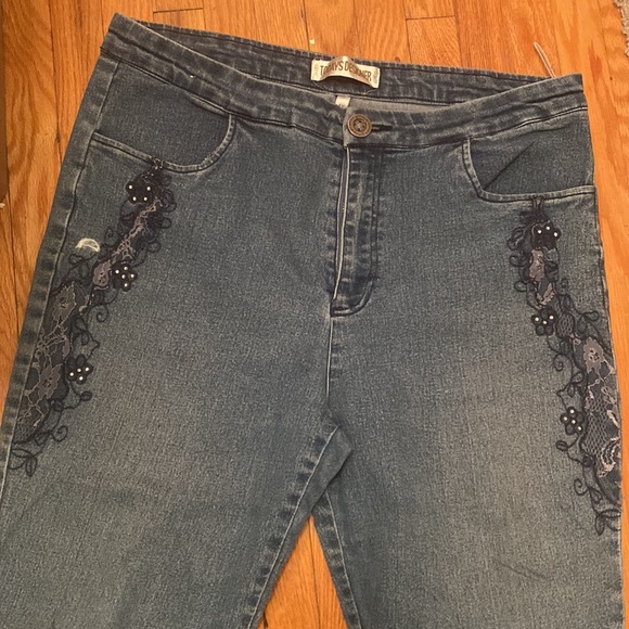 Women’s fashionable Todays Designer Jeans size 1X - Picture 2 of 7